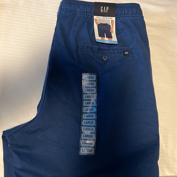 Brand new GAP Men’s Pull On Shorts @ $18 each - Picture 7 of 8